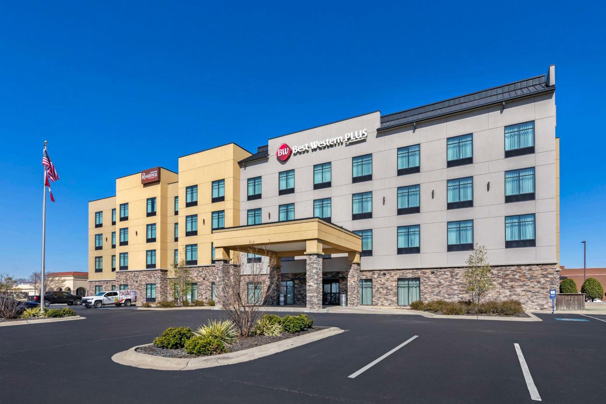 Best Western Plus Executive Residency Марион Экстерьер фото